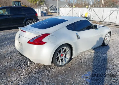 2012 Nissan 370Z Touring z USA, uszkodzony, nr VIN JN1AZ4EHXCM563556